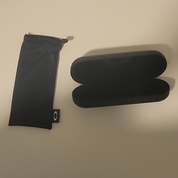 Oakley Other - Oakley glasses/sunglasses accessories